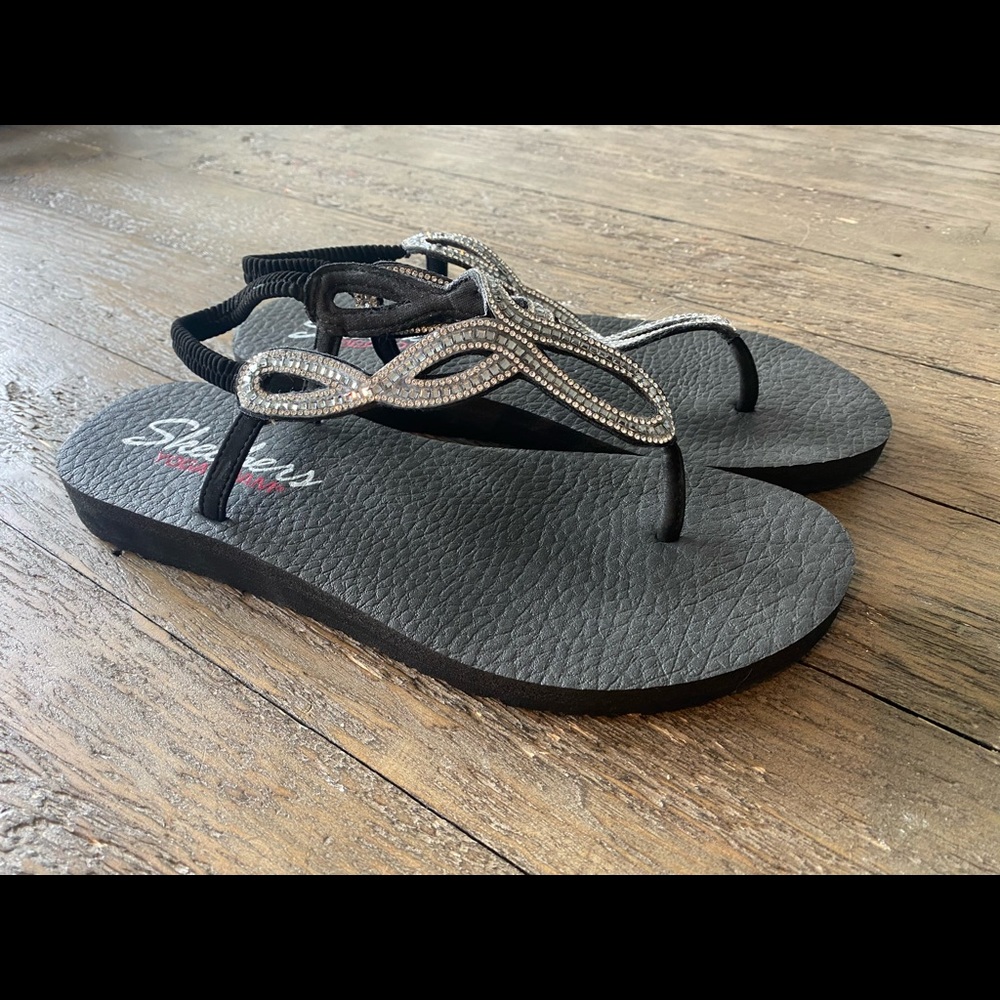 New Sketchers Sandles size 10
